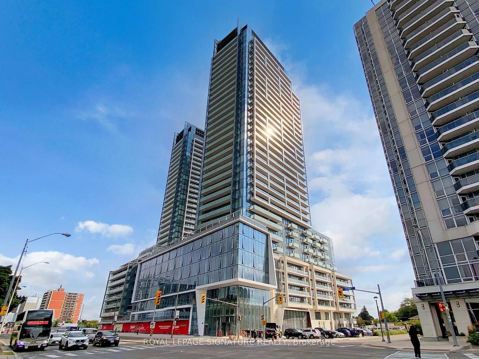 8 Olympic Gdn Drive, Unit S608