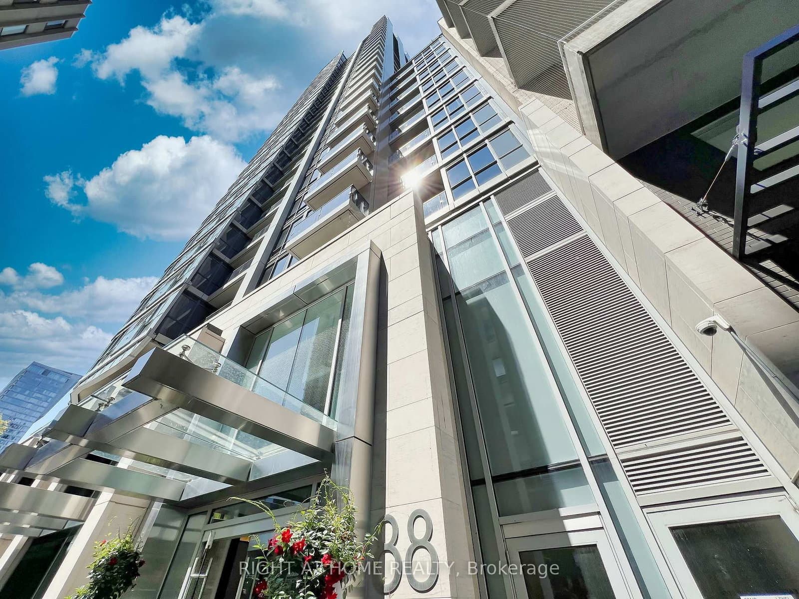 88 Cumberland Street, Unit 2306