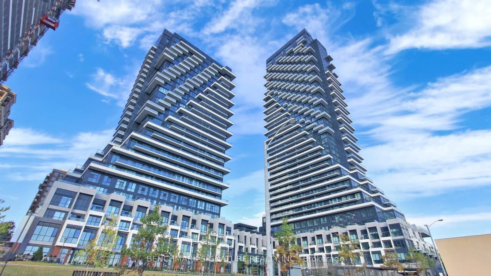 20 Inn On The Park Drive, Unit 1931