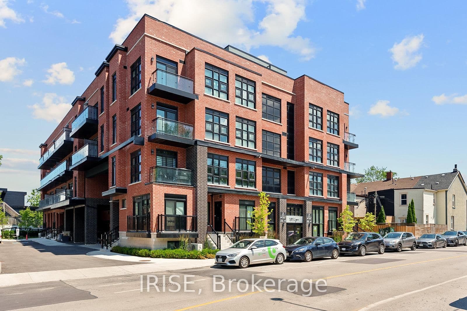 485 Logan Avenue N, Unit 305