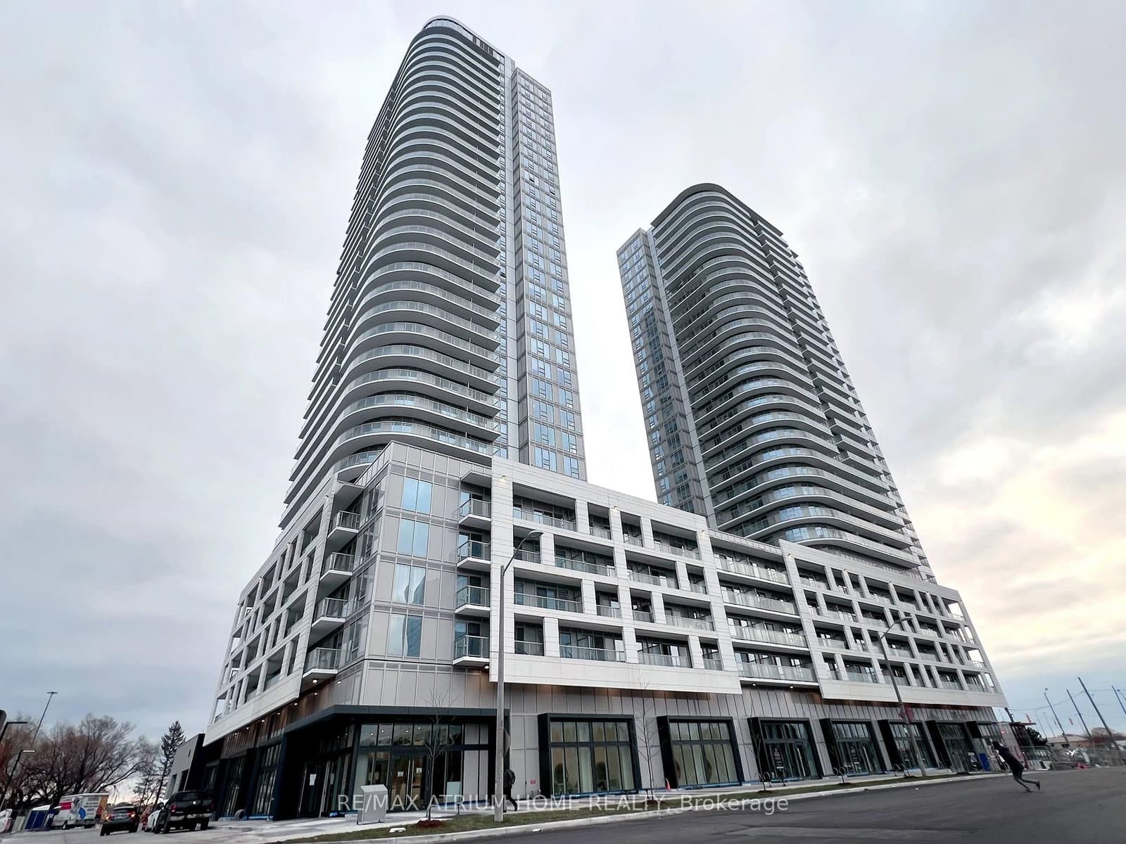 2031 Kennedy Road, Unit 2816