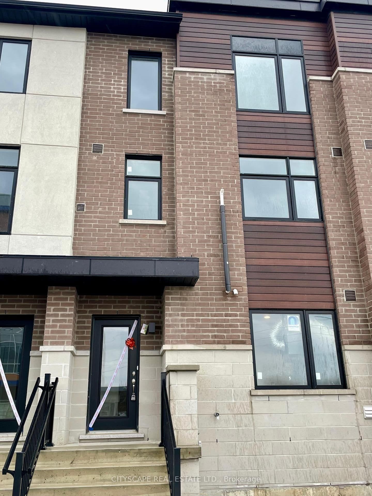 1695 Dersan Street, Unit 108