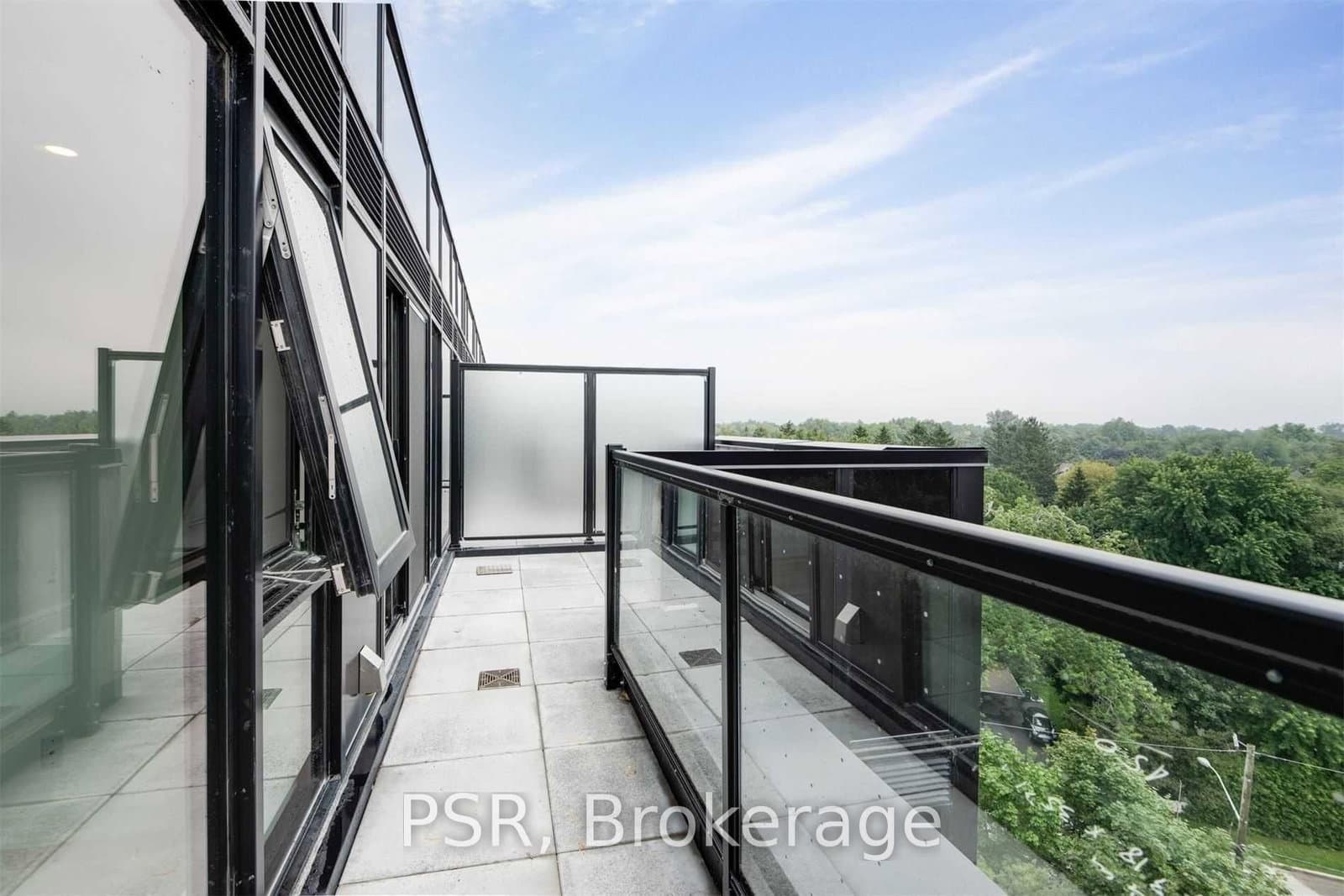 2799 Kingston Road, Unit 817