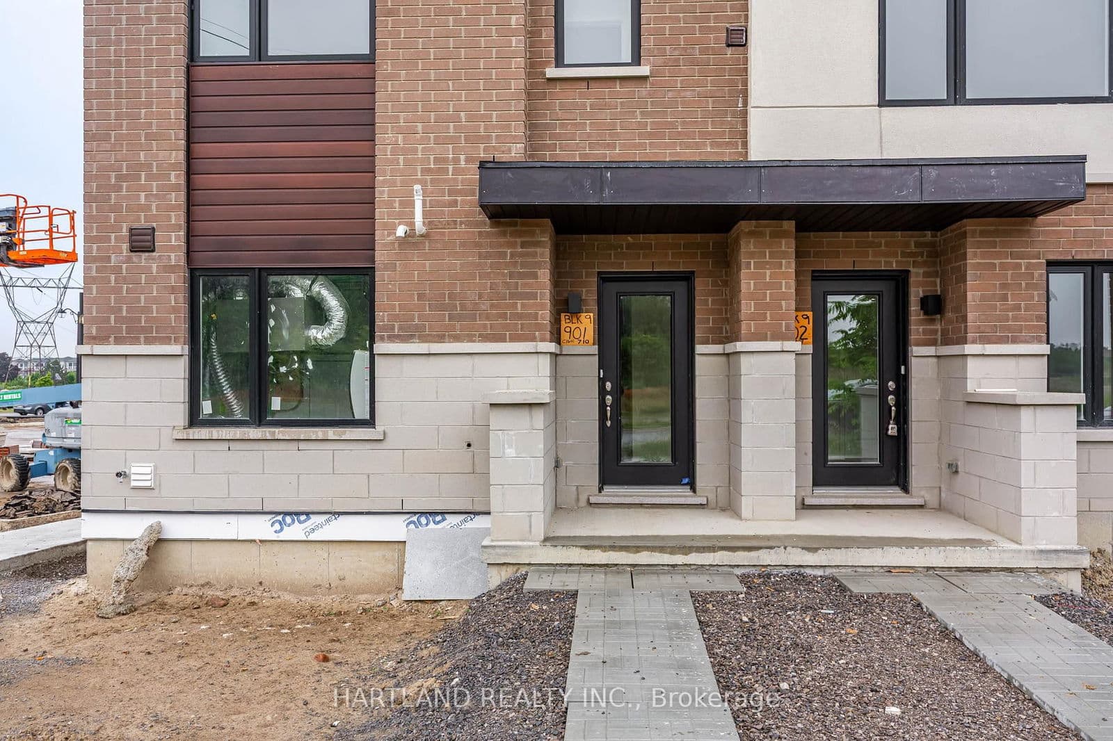 1695 Dersan Street, Unit 710