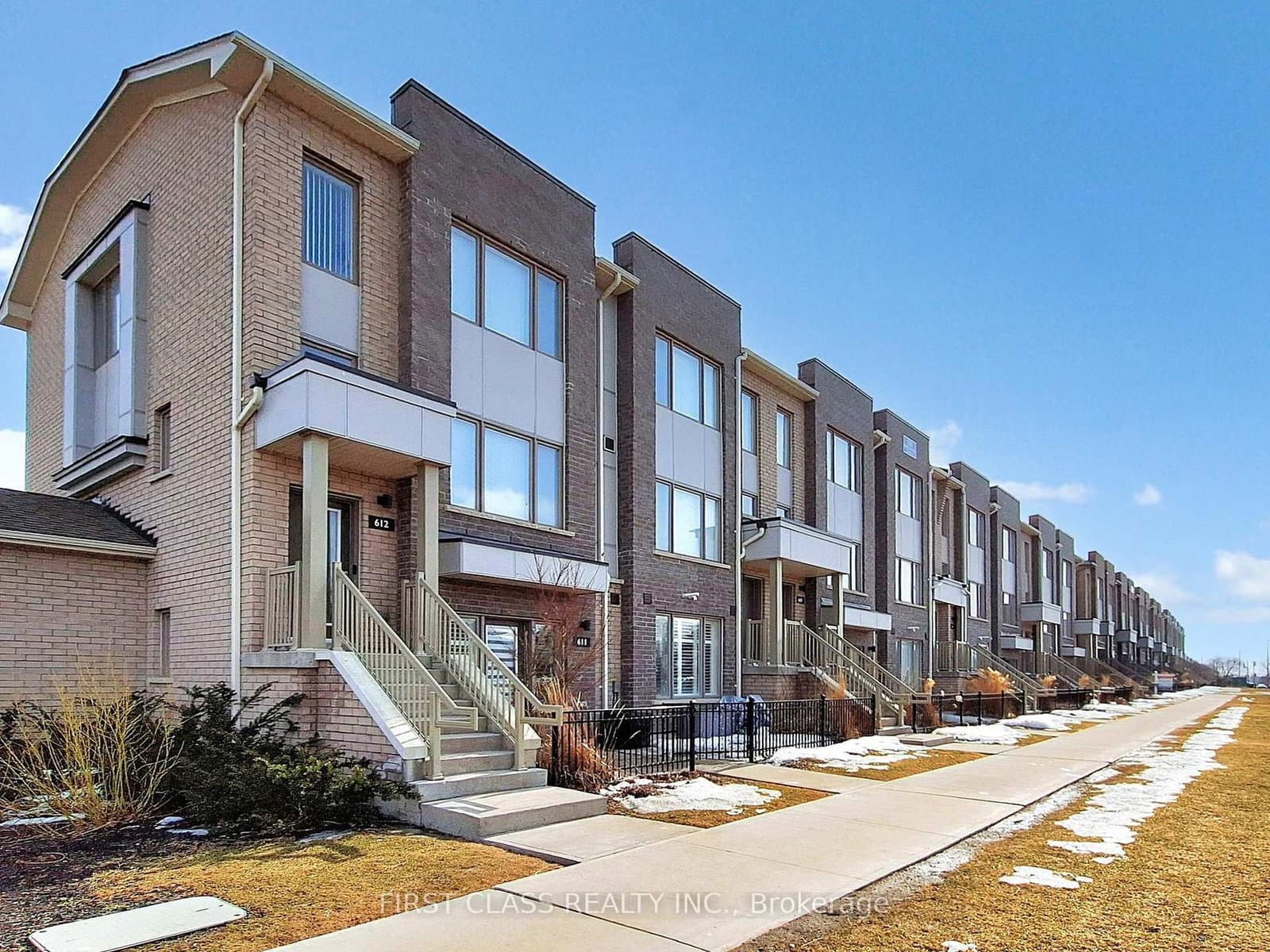 1525 Kingston Road, Unit 611