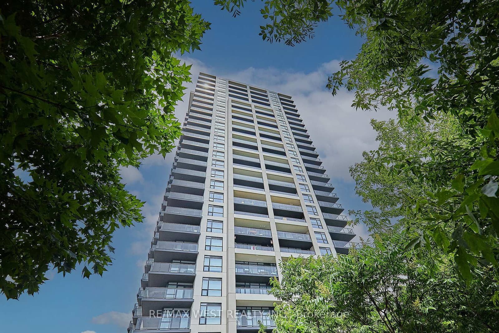 1255 Bayly Street, Unit 2002