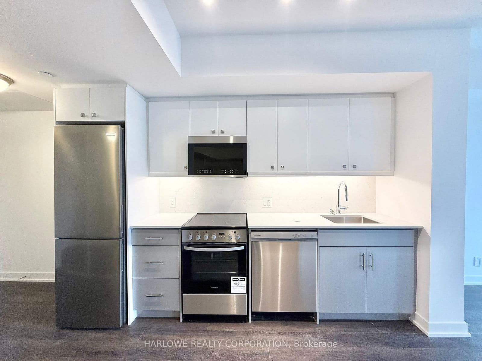 2 Manderley Drive, Unit 417