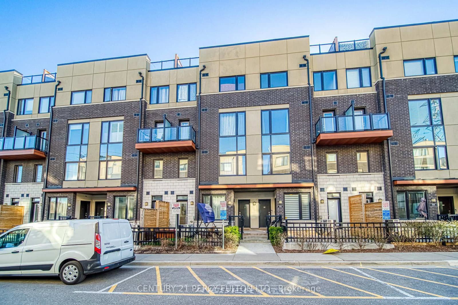 1555 Kingston Road, Unit 504