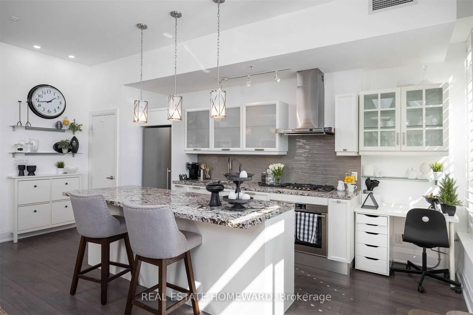 2 Bellefair Avenue, Unit Ph7