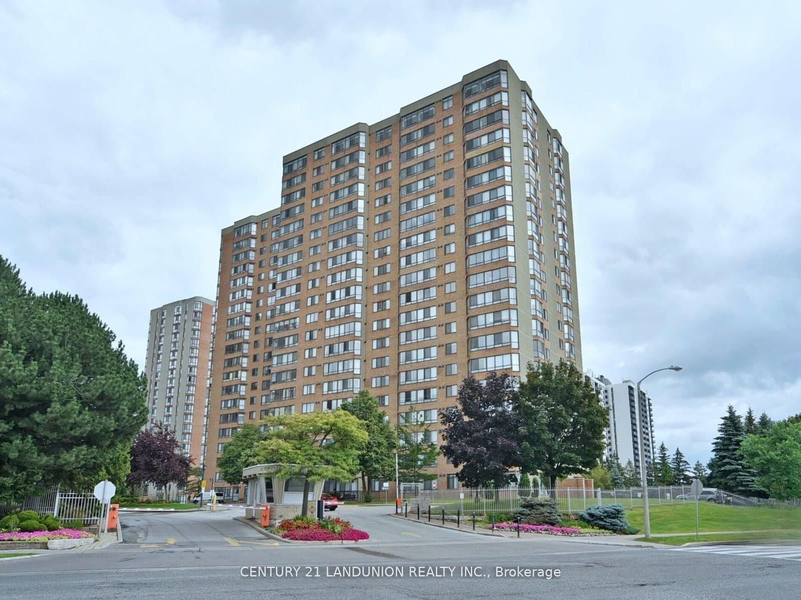 #1209 - 55 Bamburgh Circle