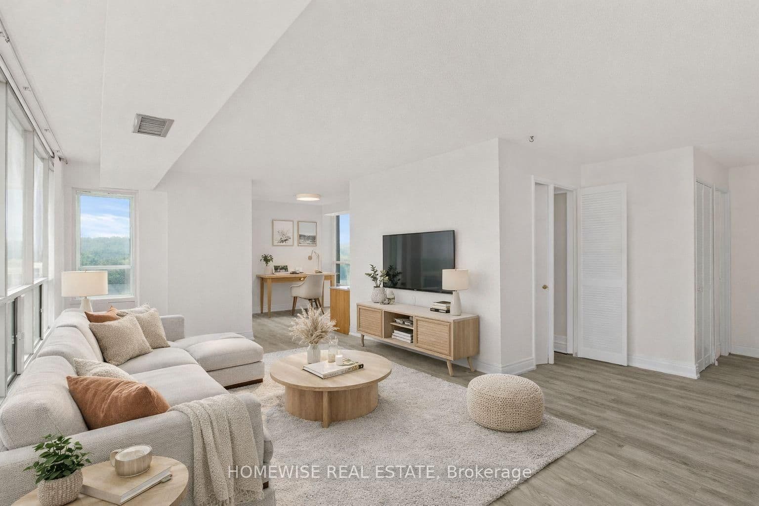 #906 - 3050 Ellesmere Road