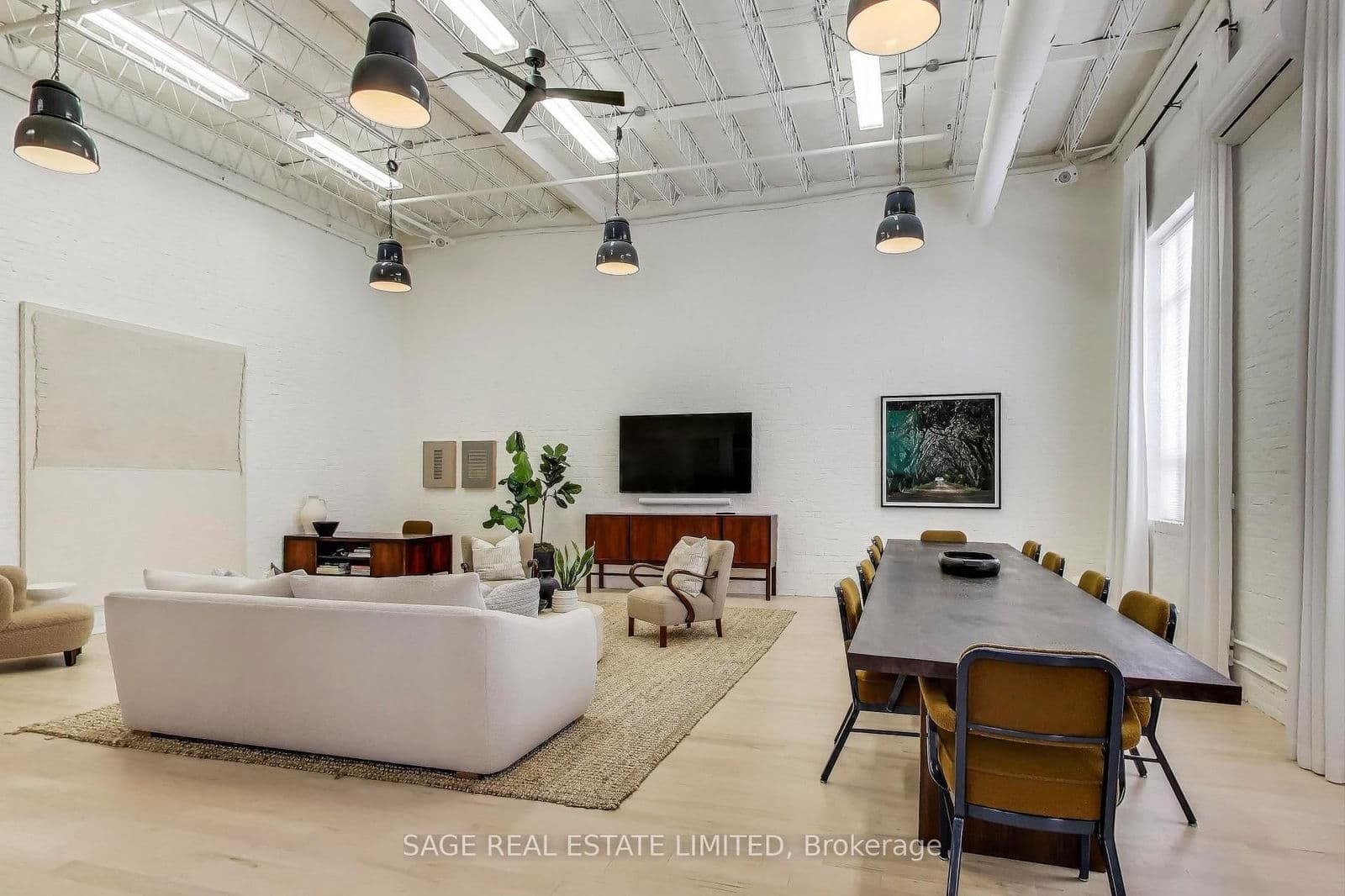 #102A - 245 Carlaw Avenue