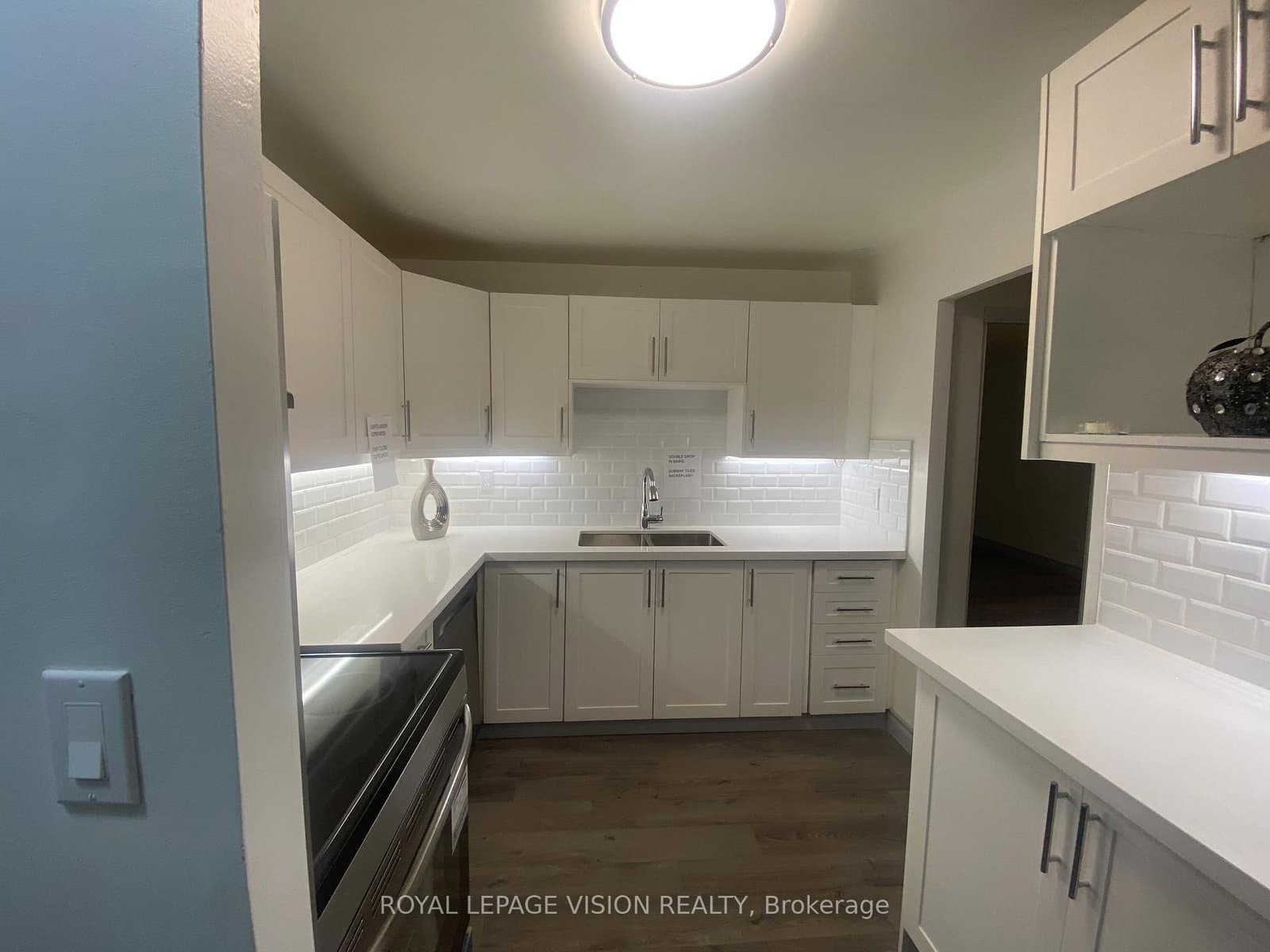 #205 - 895 Kennedy Road