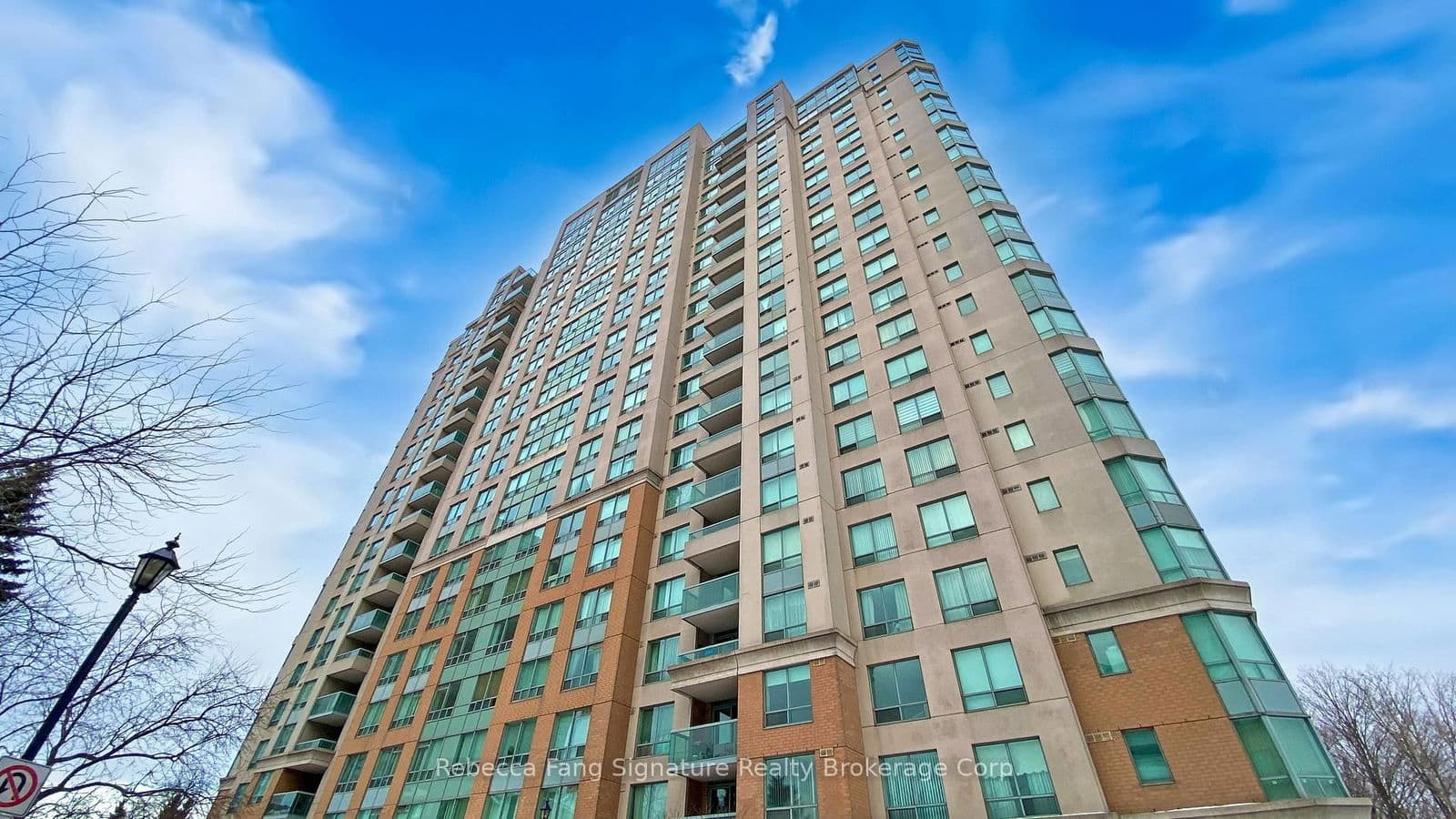 #Ph 32 - 125 Omni Drive