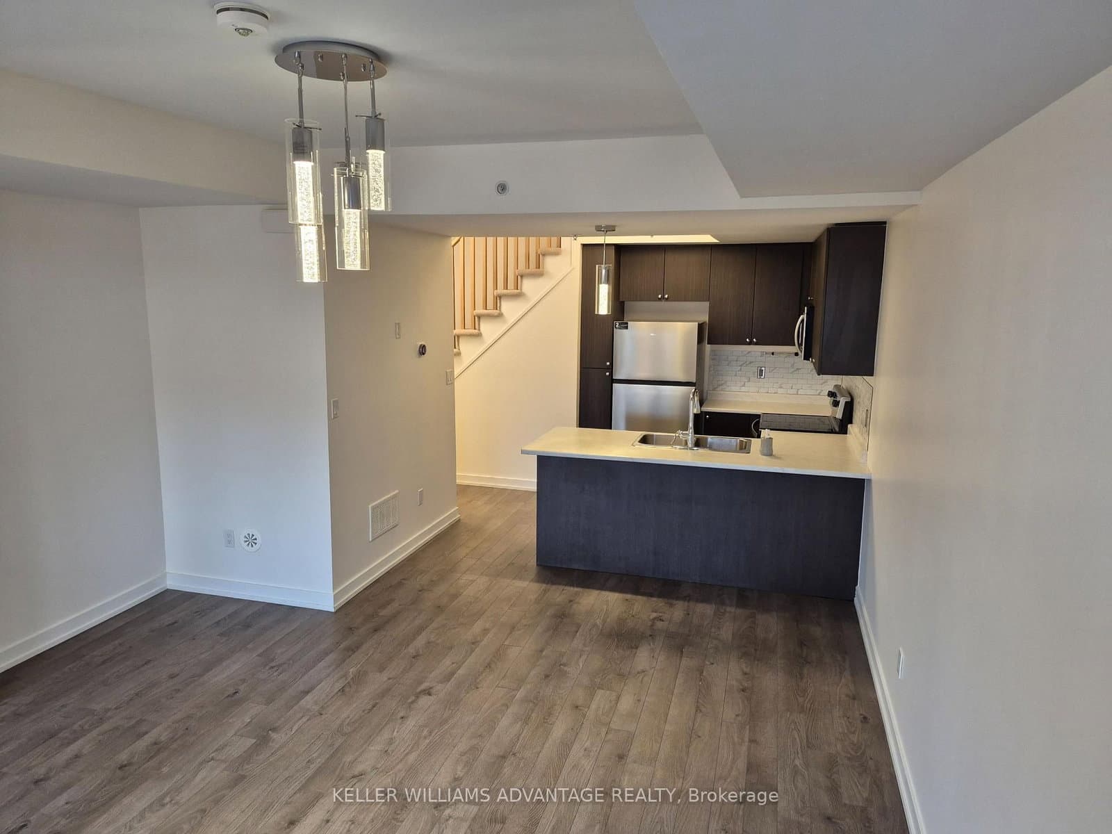 1555 Kingston Road, Unit 304