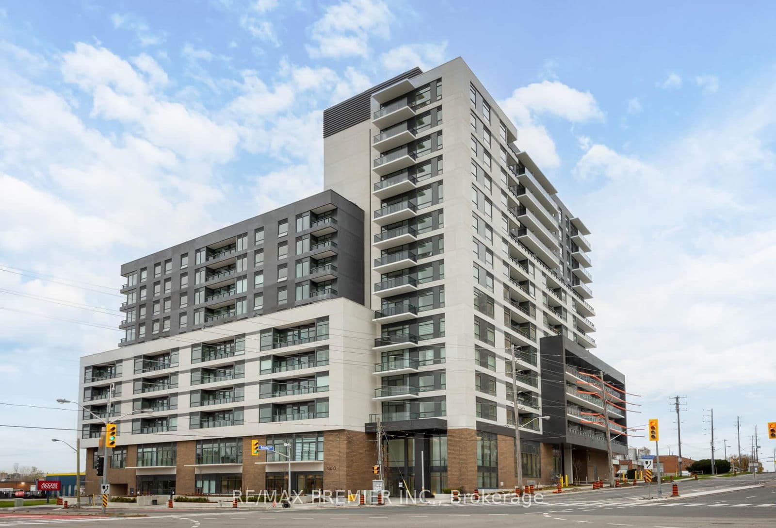 #320 - 1350 Ellesmere Road