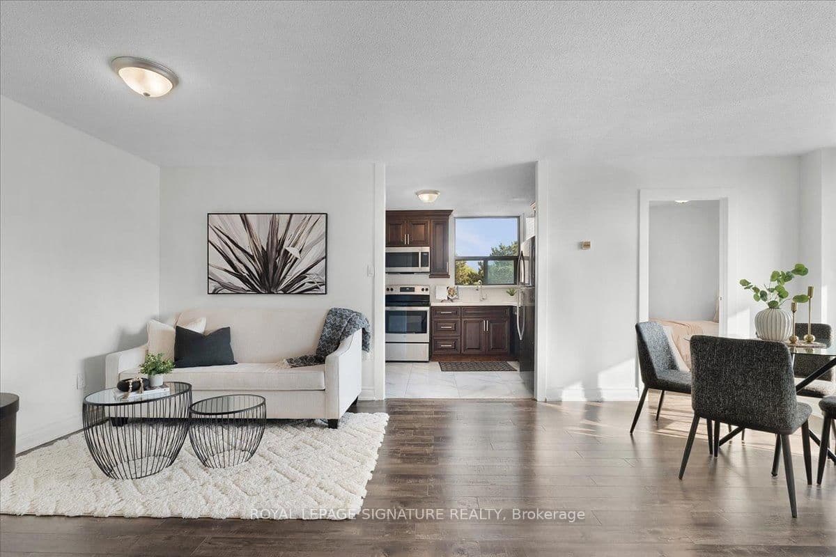 #315 - 100 Wingarden Court