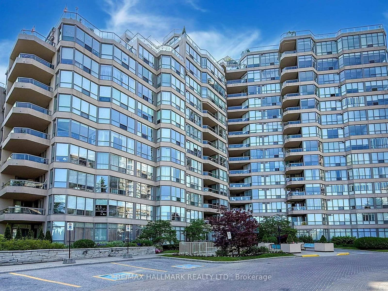 #222 - 10 Guildwood Parkway