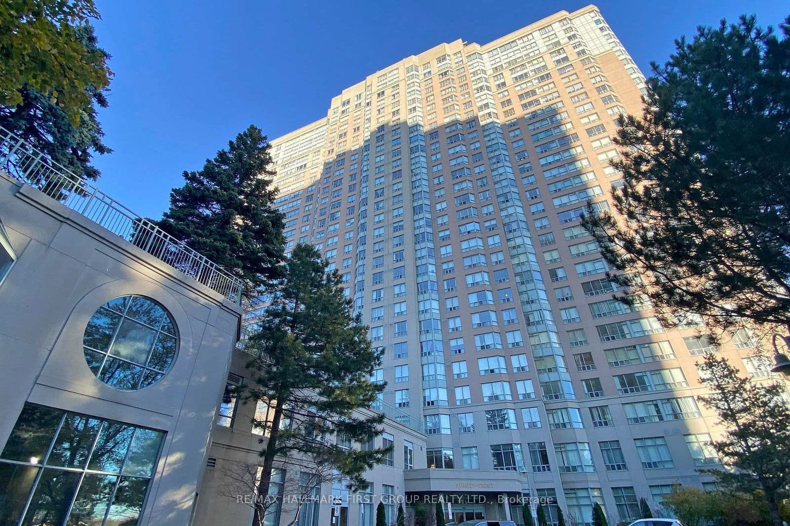 #1520 - 88 Corporate Drive