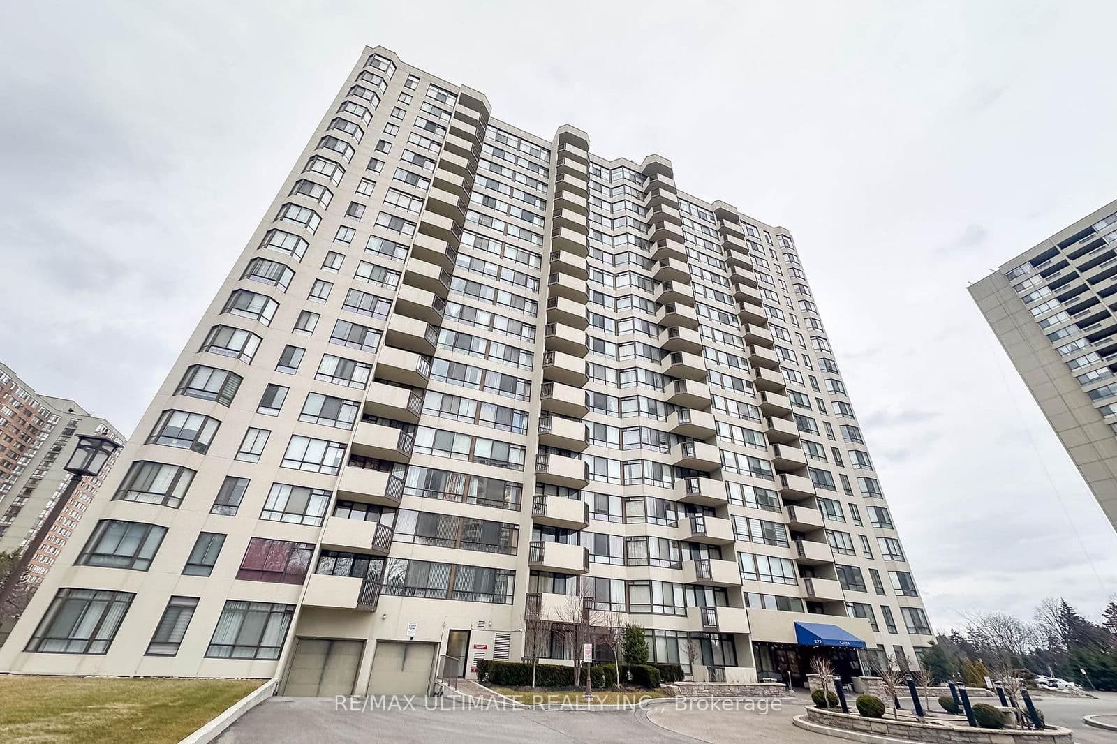 #204 - 275 Bamburgh Circle