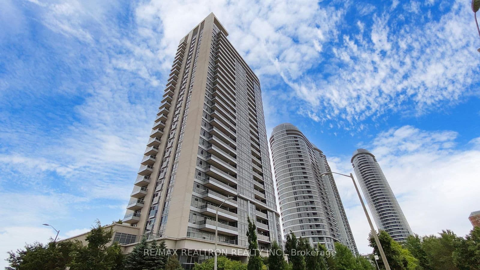 #1217 - 181 Village Green Square