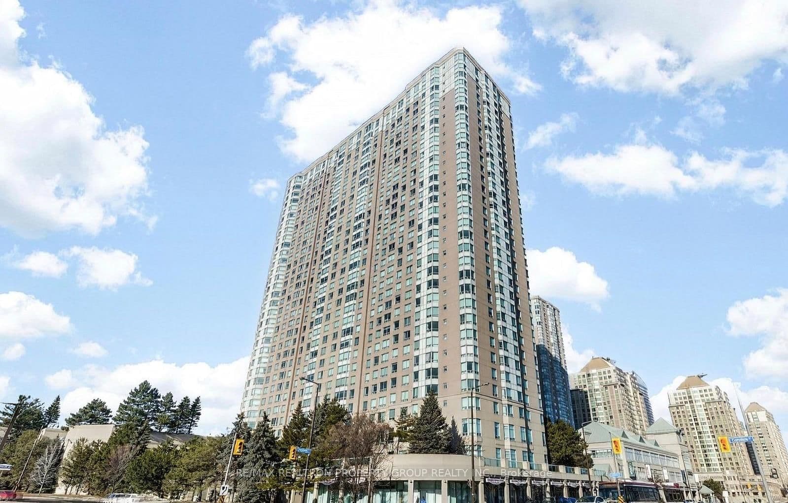 #225 - 68 Corporate Drive