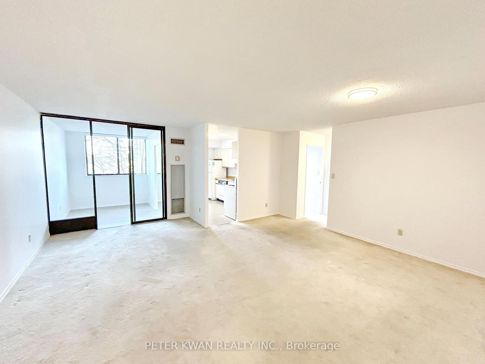 #330 - 25 Bamburgh Circle