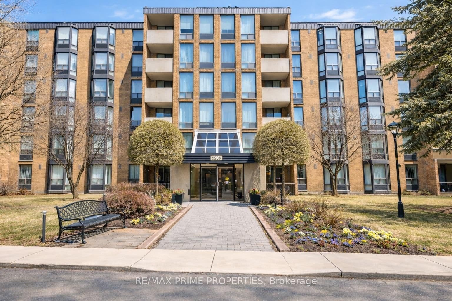 #302 - 1535 Diefenbaker Court