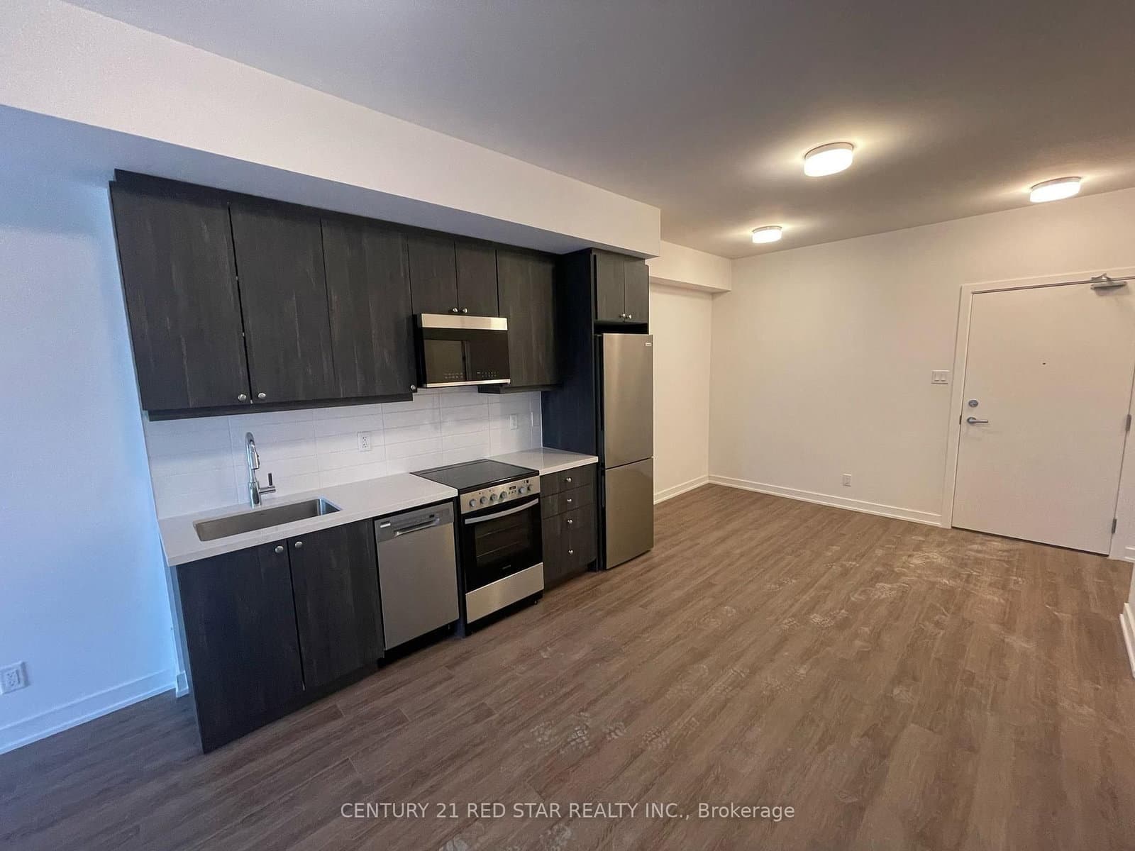 55 Clarington Boulevard, Unit 911