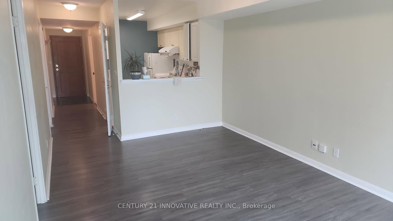 #1705 - 18 Lee Centre Drive