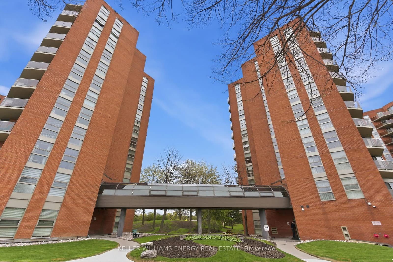 #719 - 10 Dean Park Road