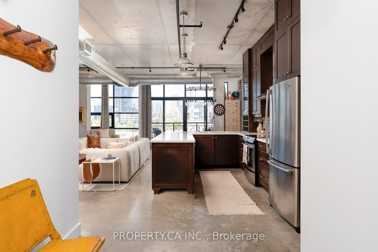 #422 - 68 Broadview Avenue