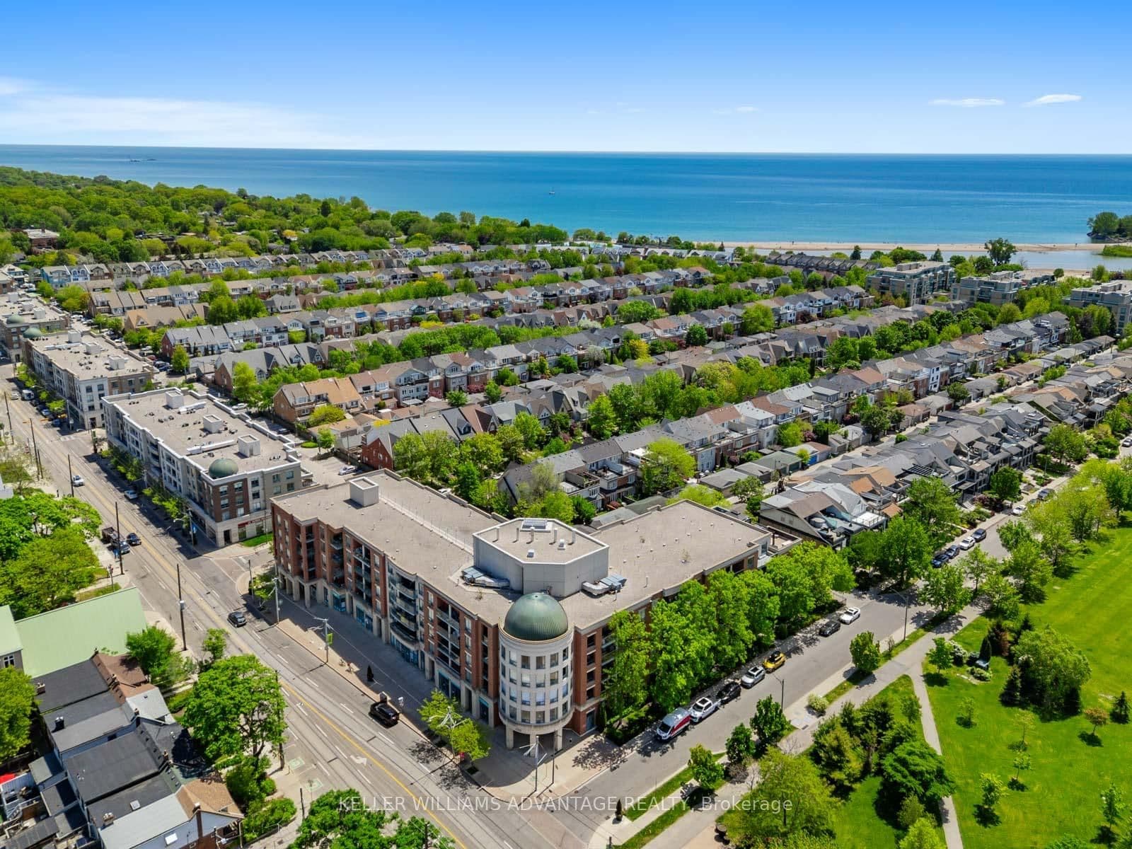 #424 - 1733 Queen Street E