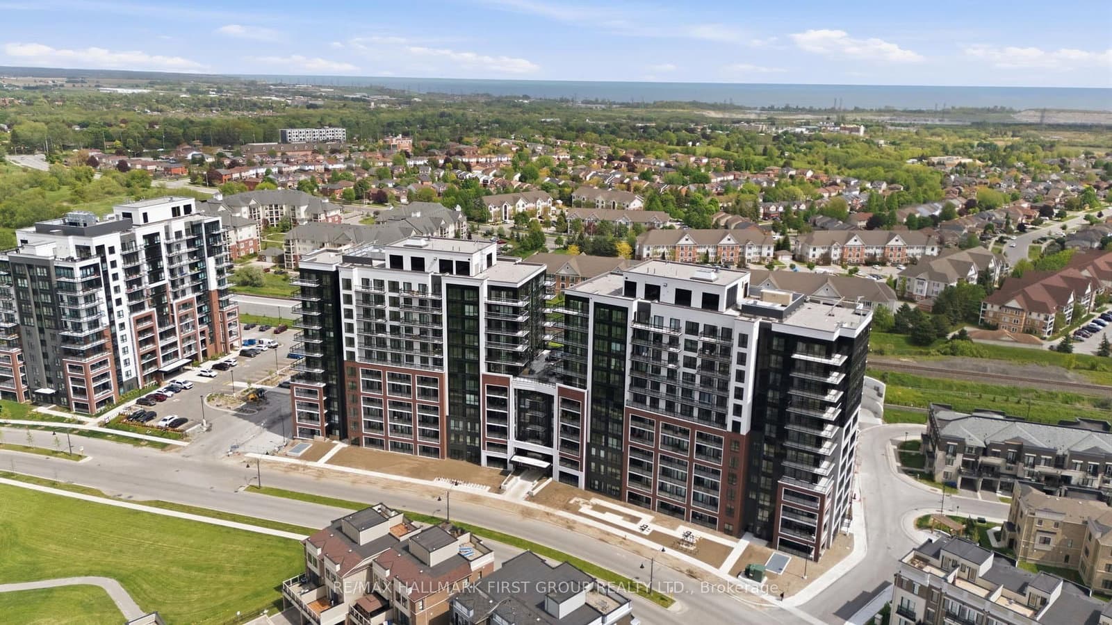 #902 - 51 Clarington Boulevard