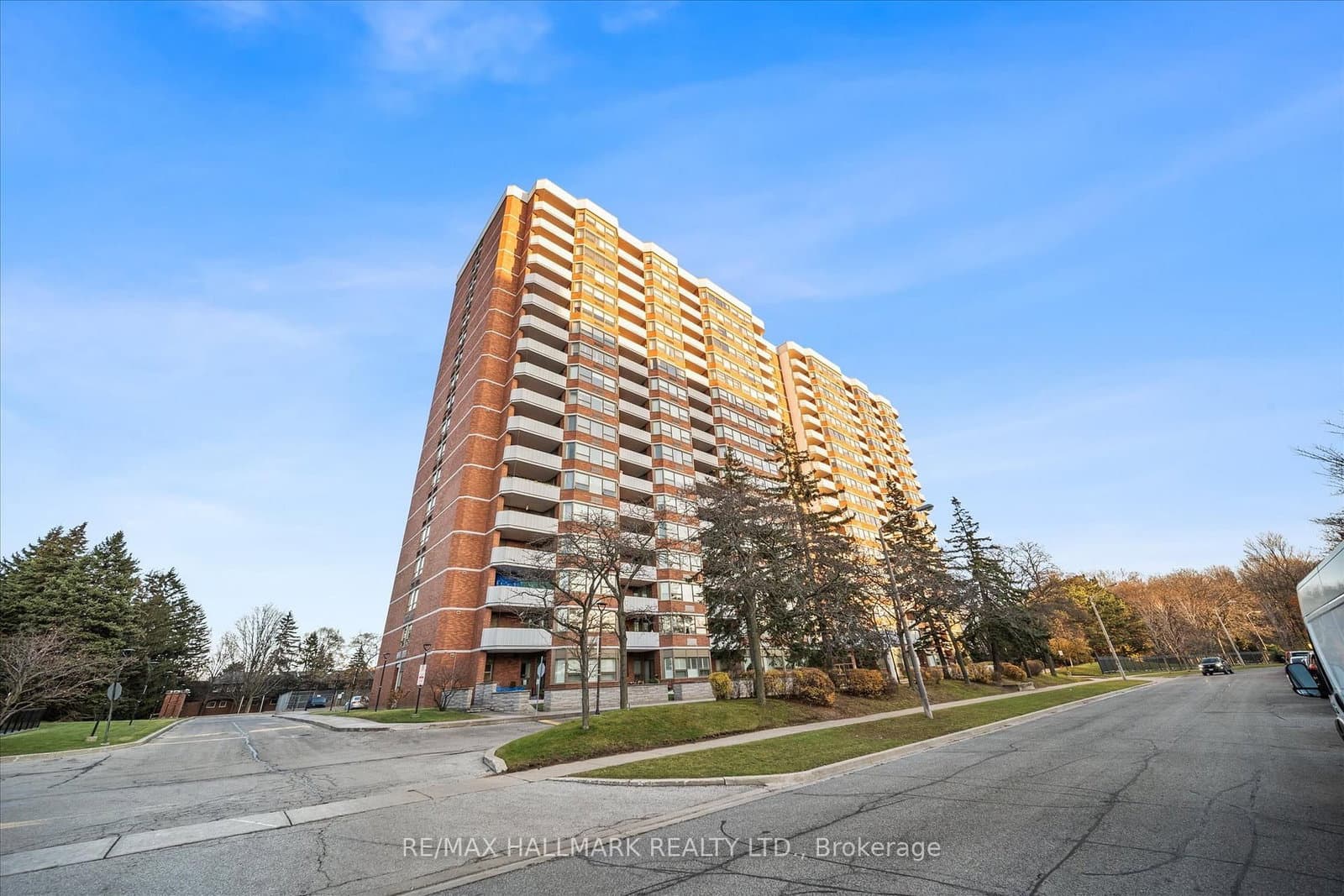#1504 - 121 Ling Road