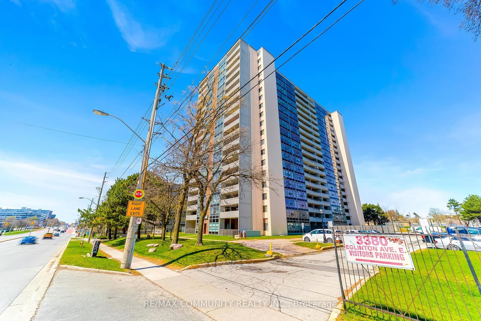 #511 - 3380 Eglinton Avenue E