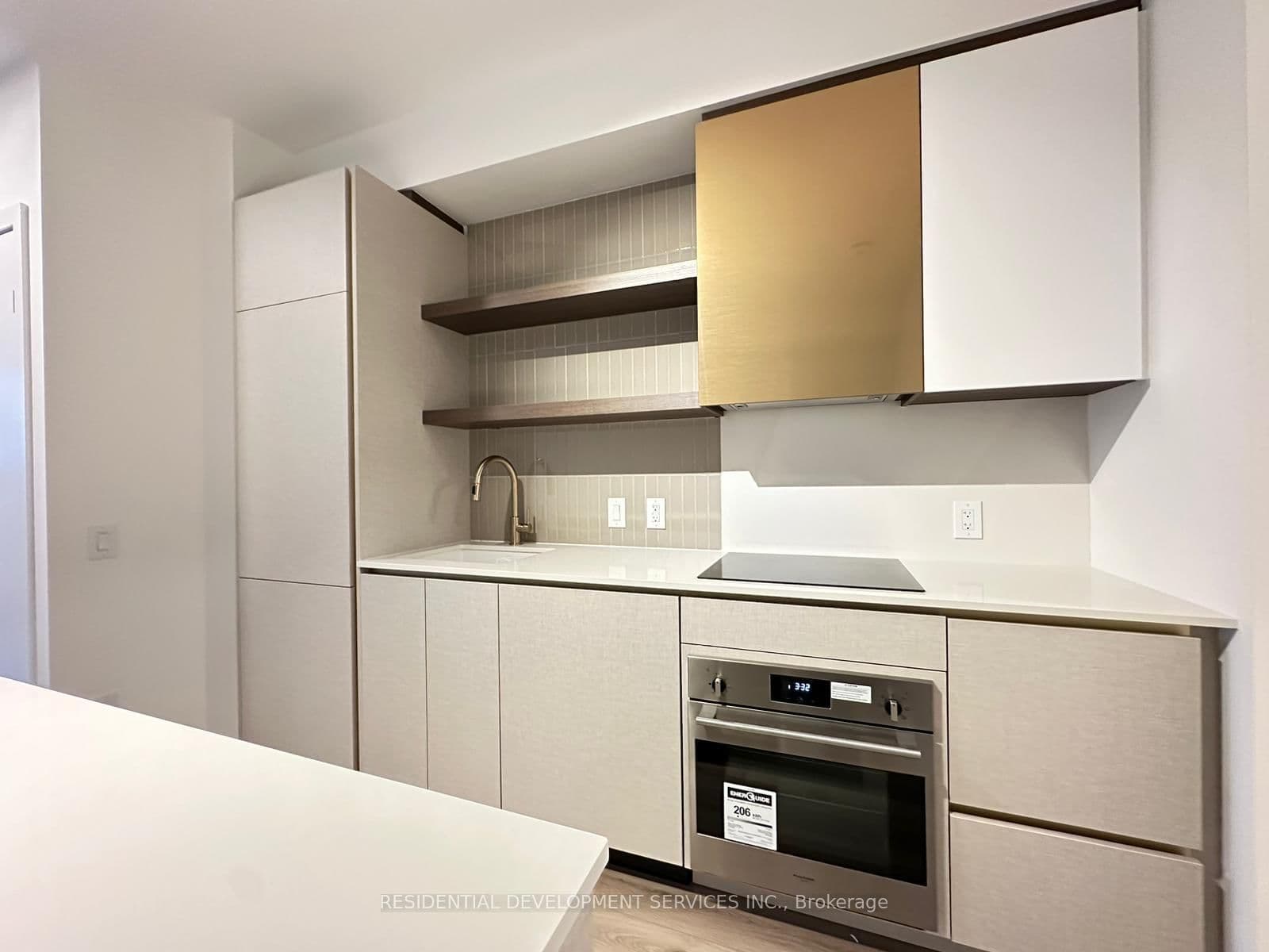 1285 Queen Street E, Unit 311