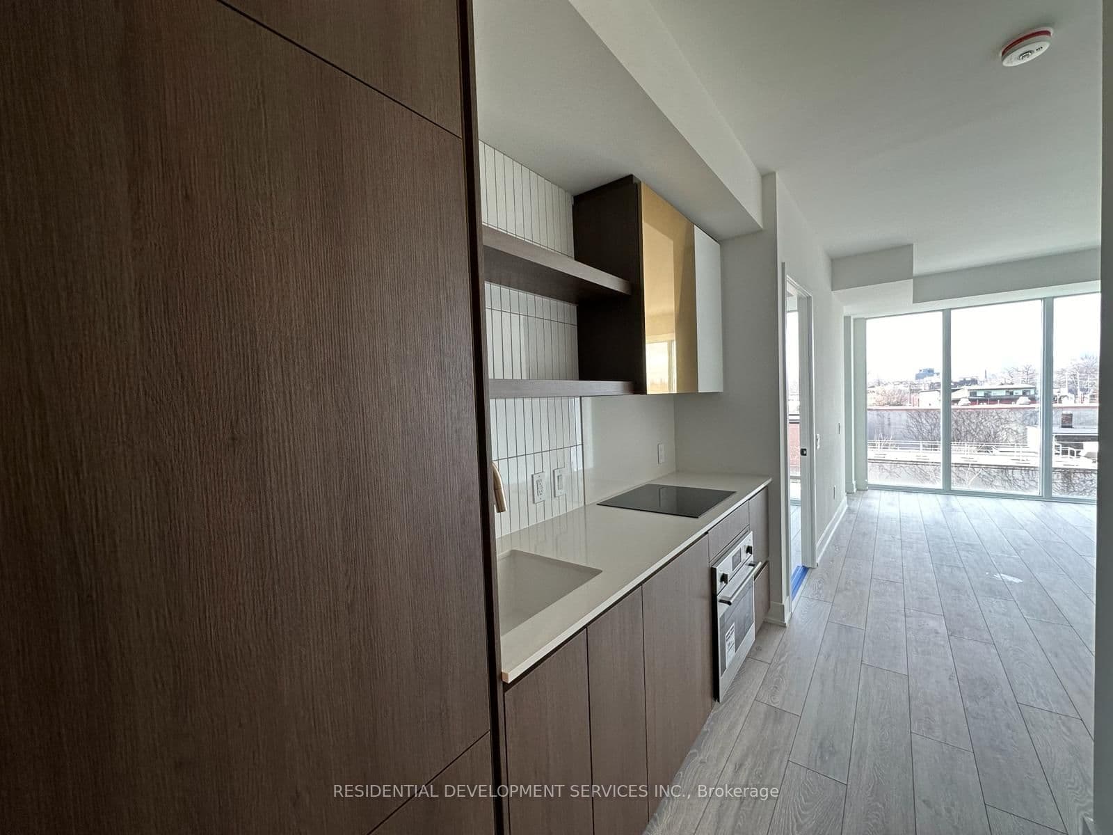 1285 Queen Street E, Unit 415