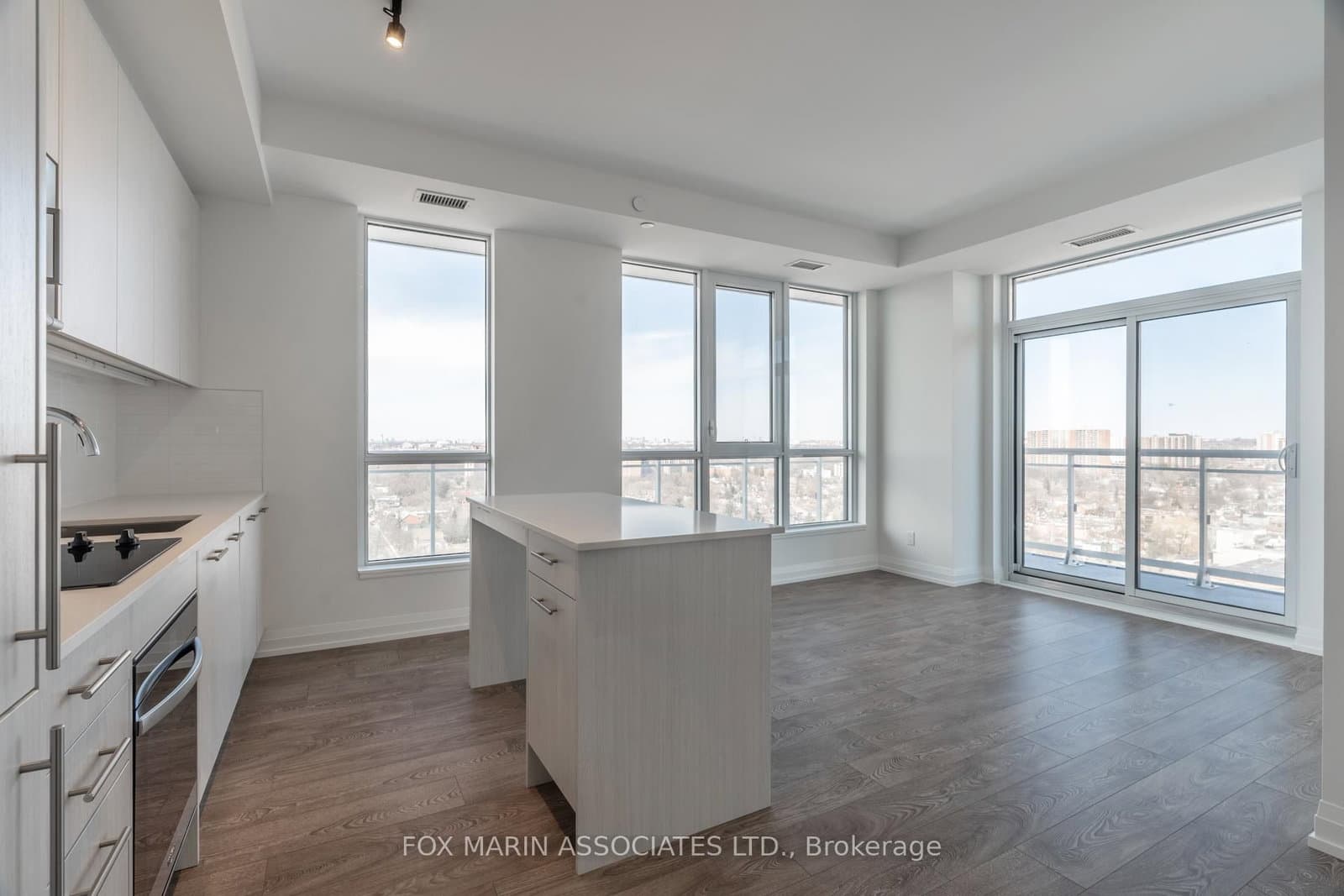 286 Main Street, Unit 1803