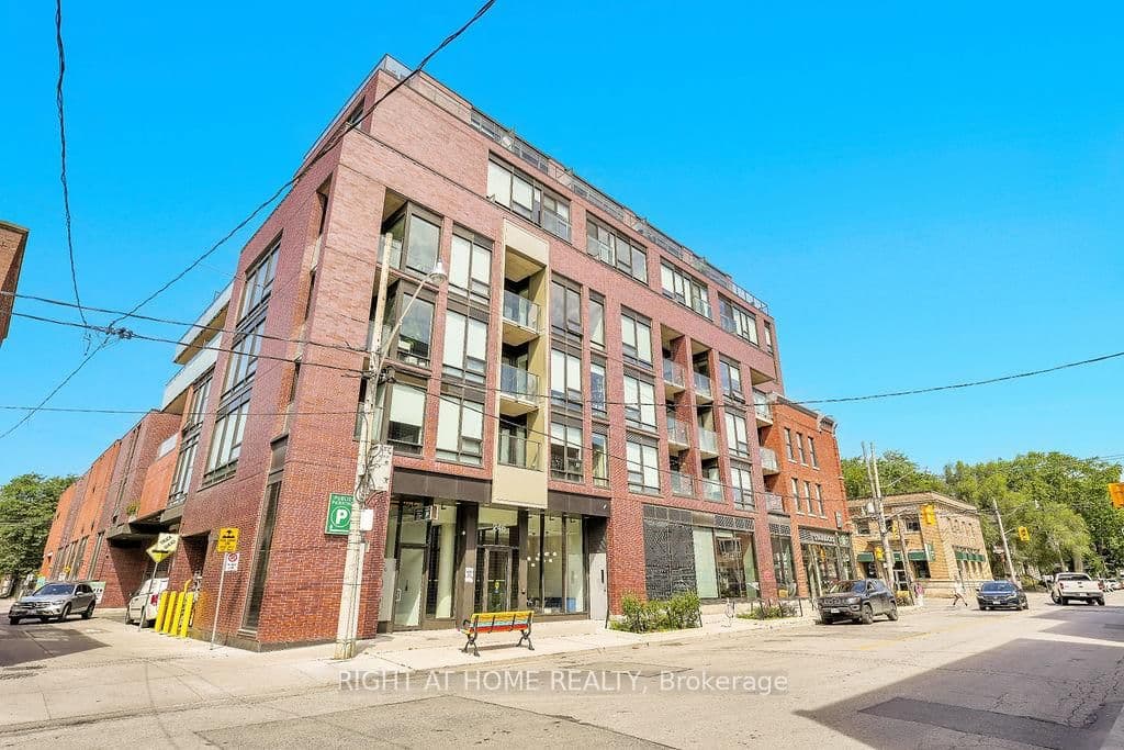 246 Logan Avenue, Unit 423