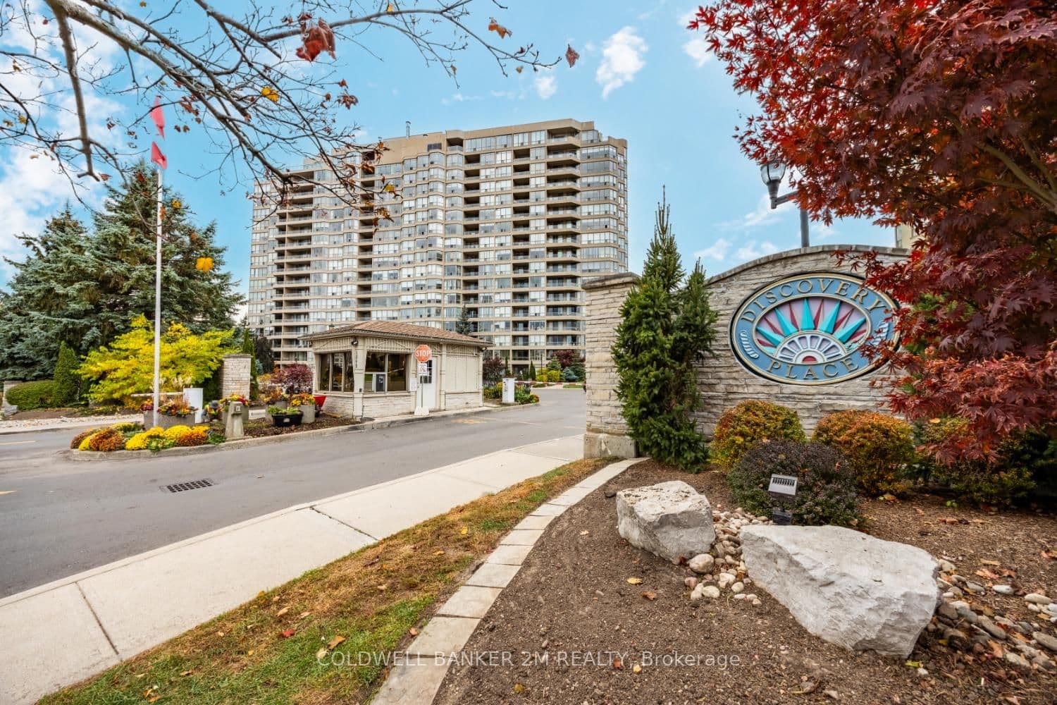 1880 Valley Farm Road, Unit 122