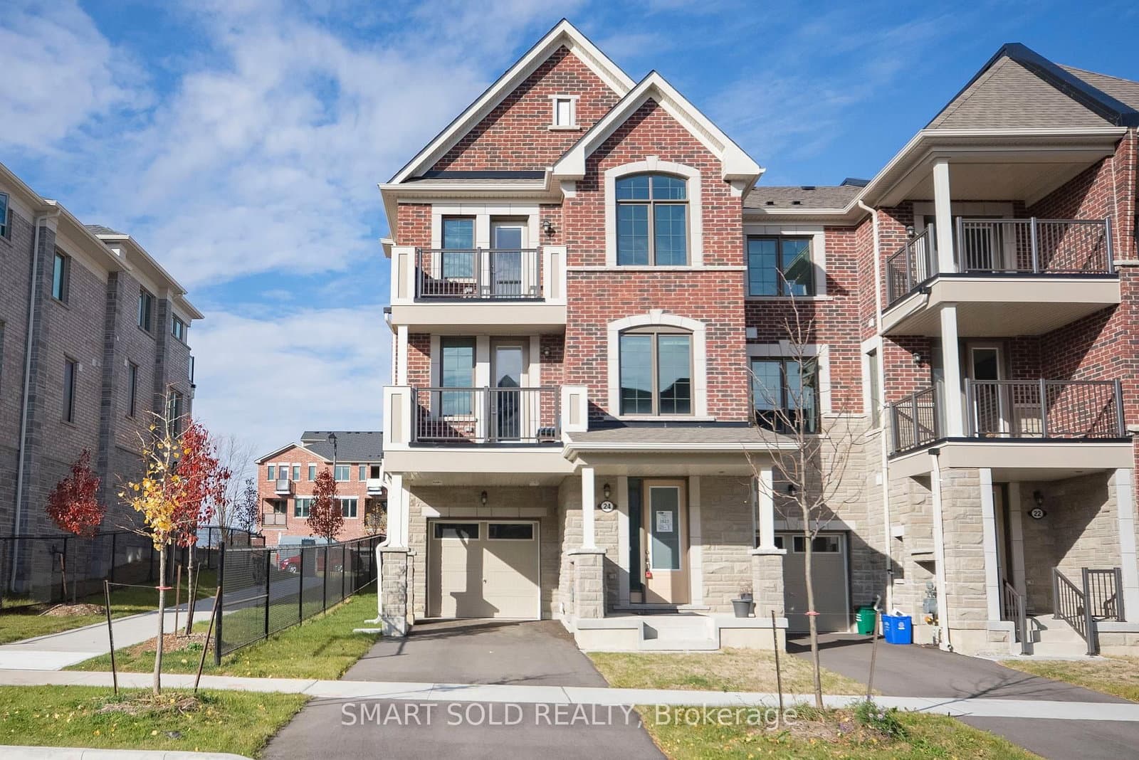 24 Thomas Frisby Jr. Crescent