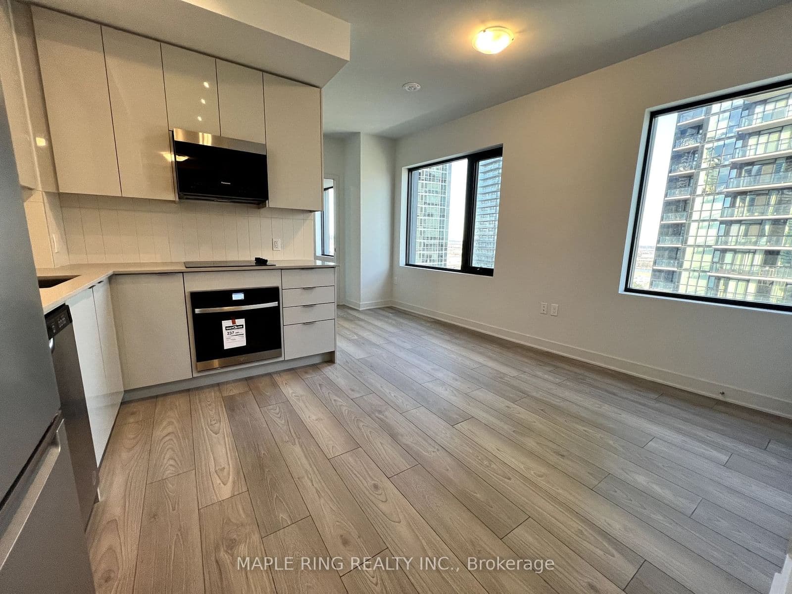 2920 Highway 7 Road, Unit 1506