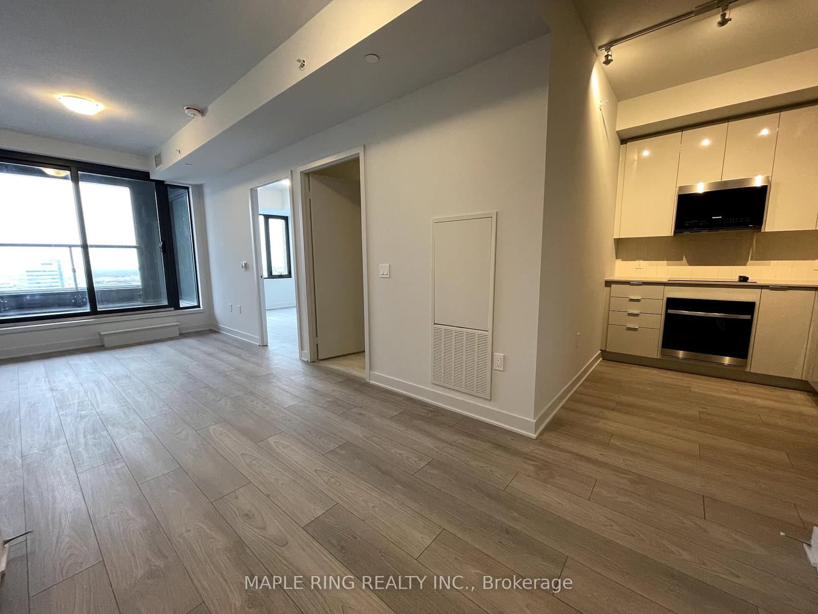 2920 Highway 7 Road, Unit 2111