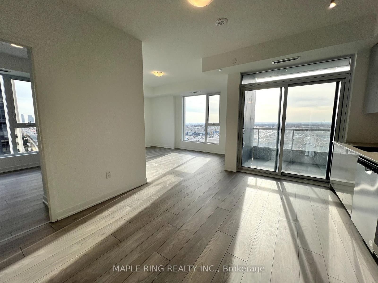 10 Abeja Street, Unit 1120