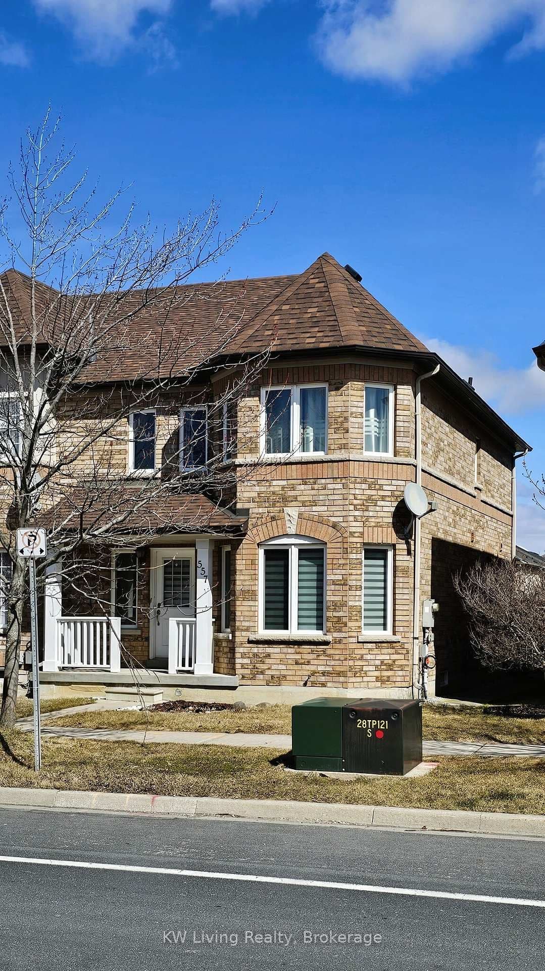 557 William Berczy Boulevard