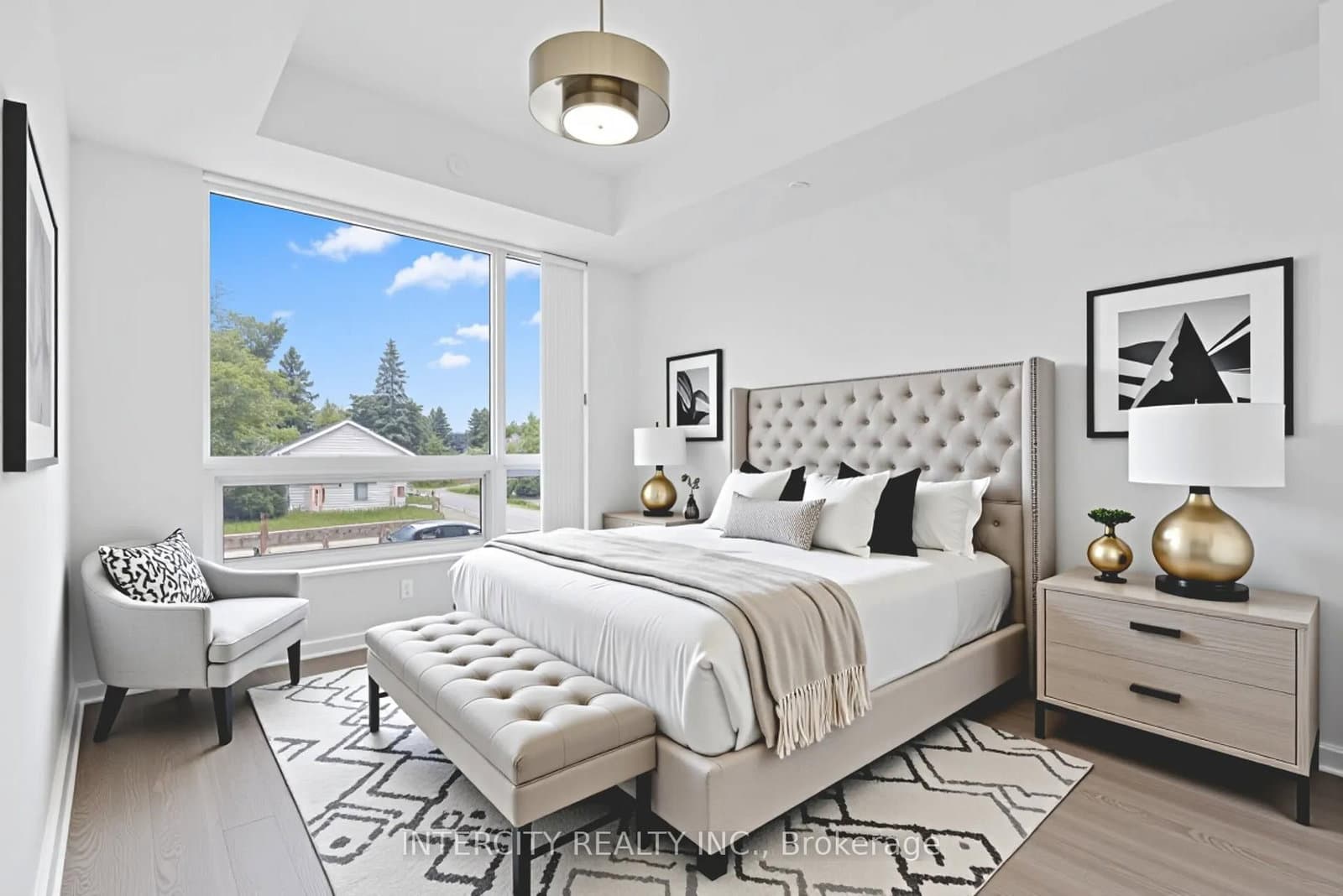 2075 King Road, Unit 228