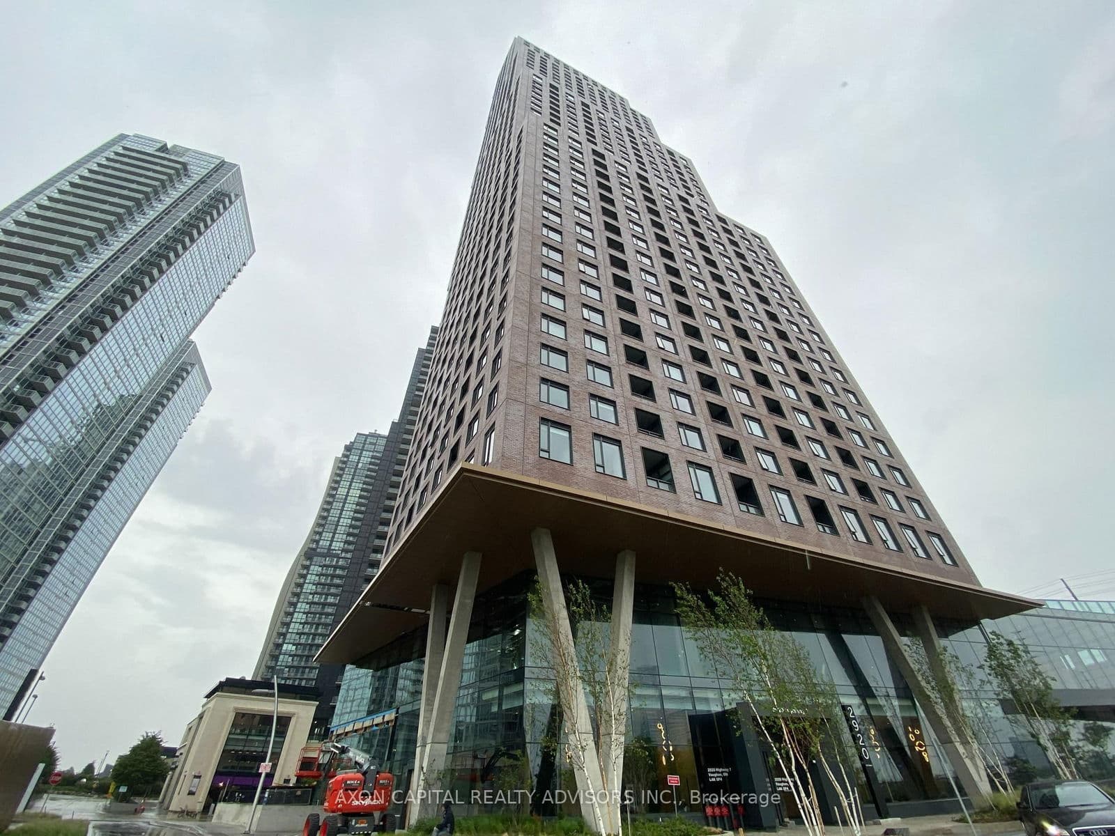 2920 Highway 7 Road, Unit 507