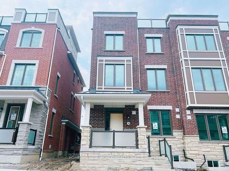 103 Thomas Frisby Jr. Crescent