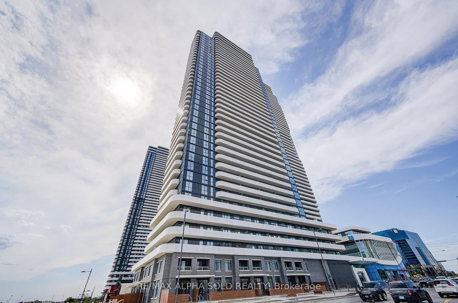 28 Interchange Way, Unit 712